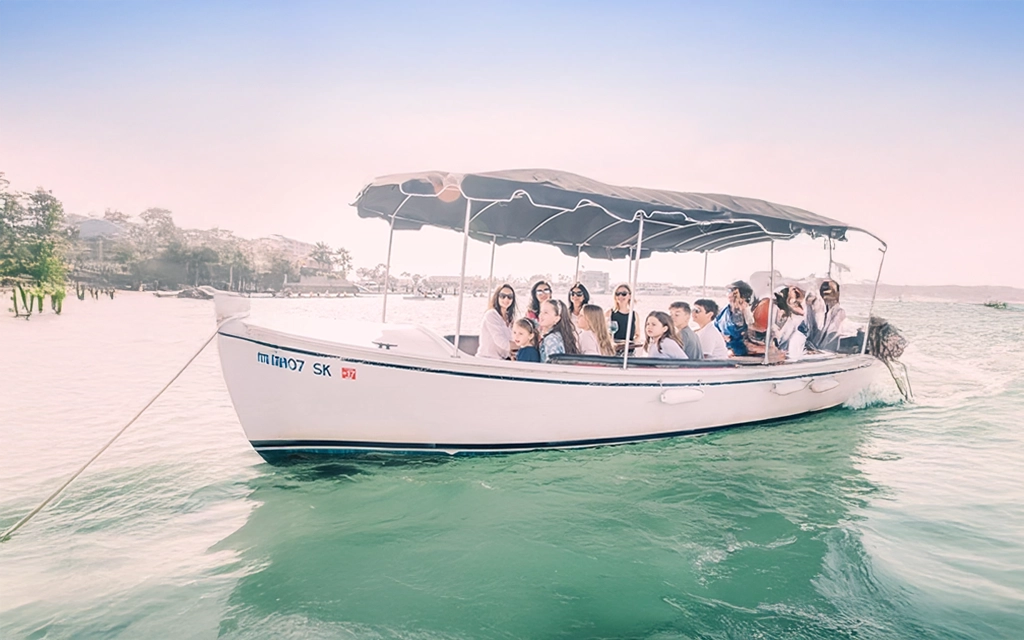 12 Person E Boat